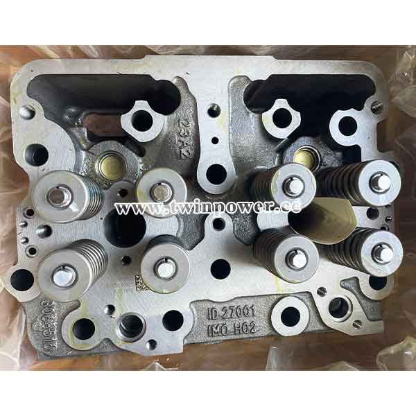 Cummins Cylinder Head 4915267,genuine CCEC parts