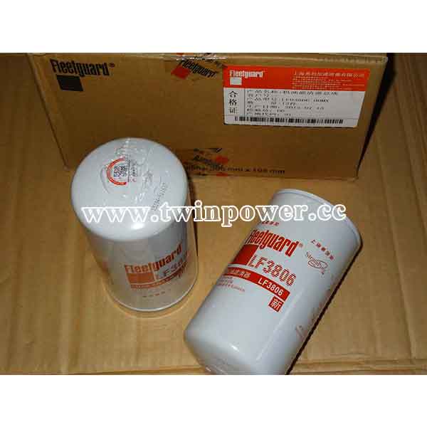 Fleetguard Oil Filter LF3806