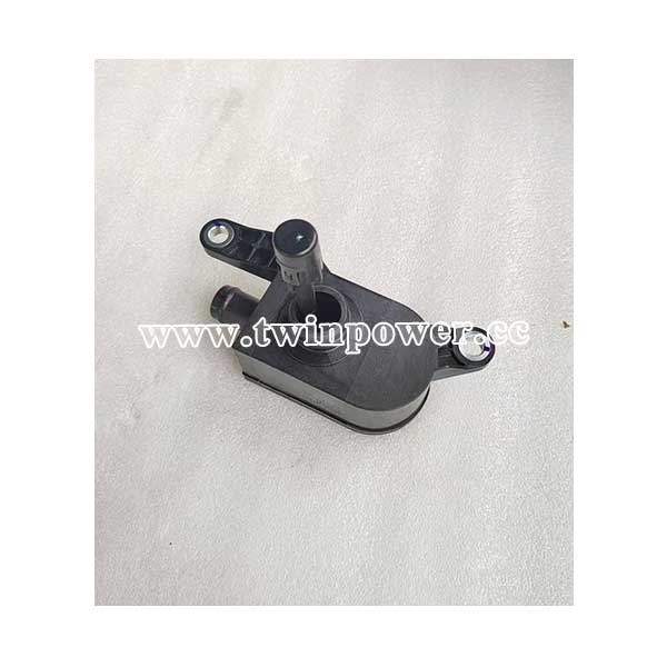 Cummins Crankcase Breather 5686584